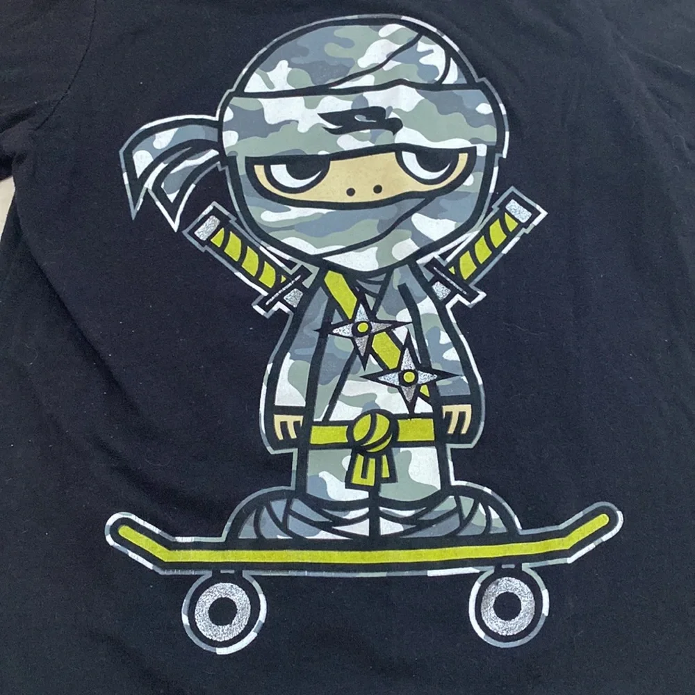 Tony Hawk Skateboarding Ninja Size 5/6 Long Sleeve Tee Shirt.